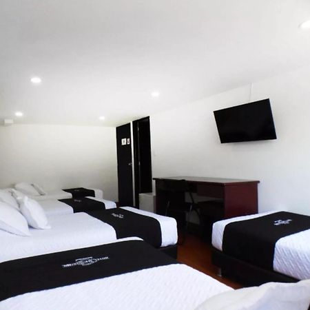 Hotel Colonial Internacional Богота Экстерьер фото